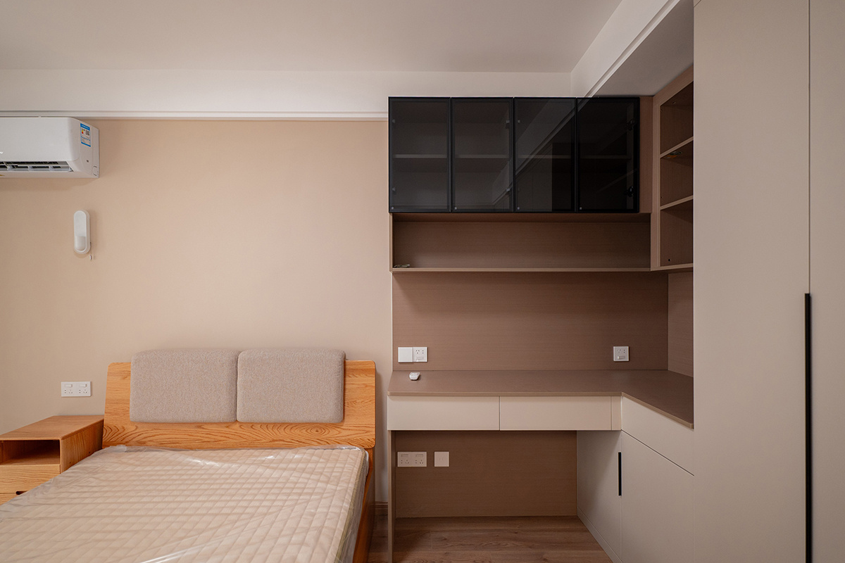 簡(jiǎn)約設(shè)計(jì)凝練美感，淡雅氛圍舒適棲居