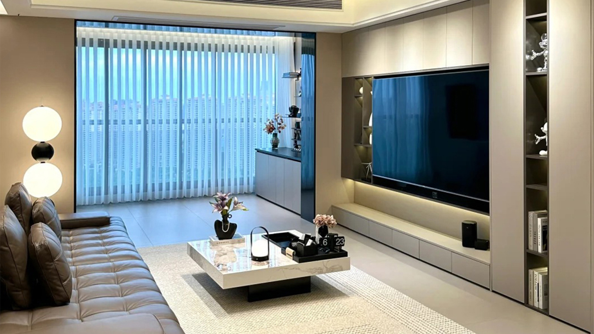 現(xiàn)代簡(jiǎn)約風(fēng) | 中性色調(diào)開(kāi)闊布局的質(zhì)感空間設(shè)計(jì)