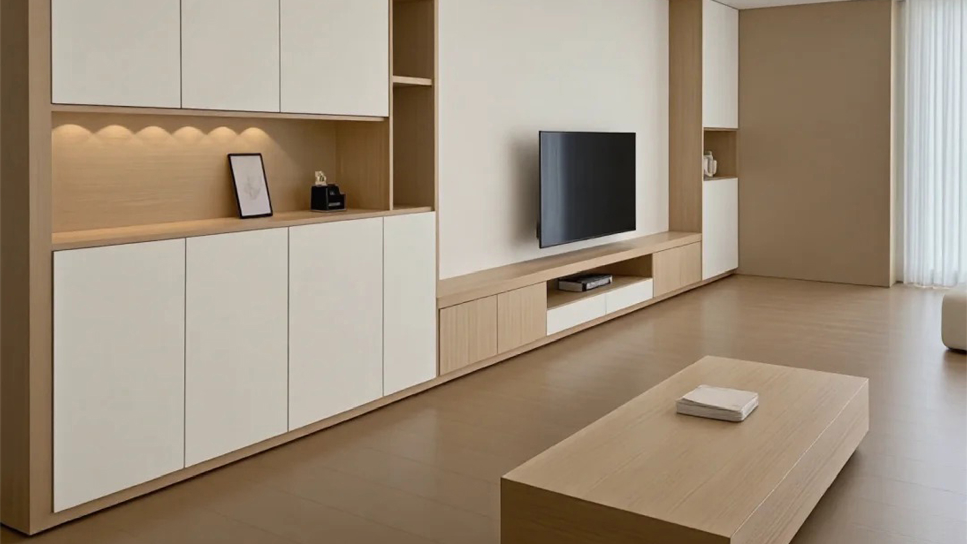 原木風(fēng)極簡(jiǎn)線條勾勒現(xiàn)代，自然光影交織生活處